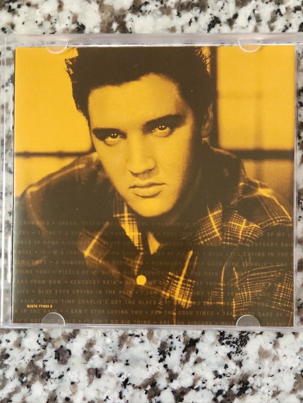 Elvis Presleys Best Country Music Remastered CD Twenty Tracks - Picture 2 of 5